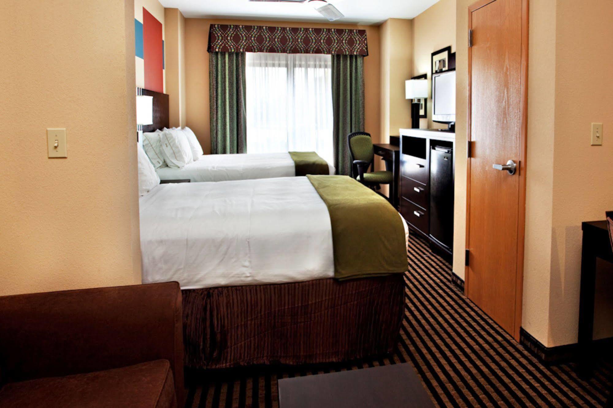 Holiday Inn Express Donaldsonville By Ihg Eksteriør bilde